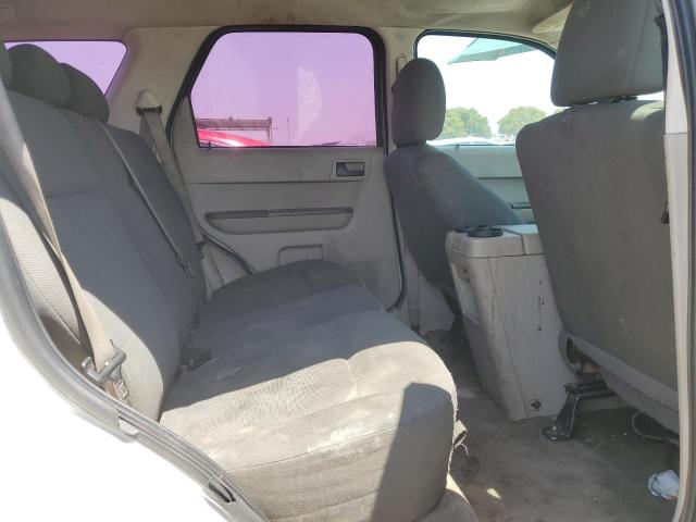 1FMCU02799KA14312 - 2009 FORD ESCAPE XLS WHITE photo 11