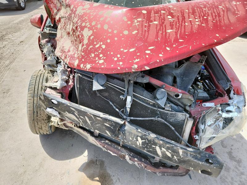 4T1BF1FK5DU665279 - 2013 TOYOTA CAMRY L RED photo 11