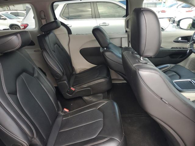 2C4RC1BG8RR155154 - 2024 CHRY PACIFICA TOURING L GRAY photo 10