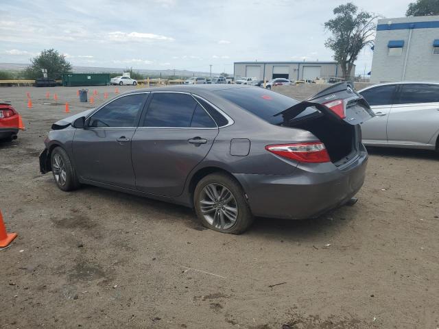 4T1BF1FK6GU580746 - 2016 TOYOTA CAMRY LE GRAY photo 2