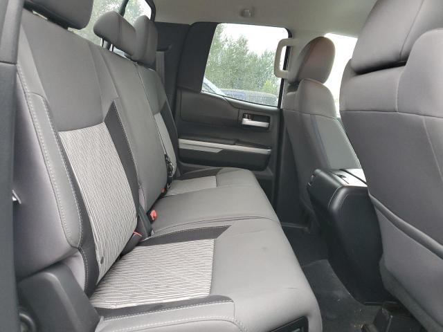 5TFUY5F14HX601082 - 2017 TOYOTA TUNDRA DOUBLE CAB SR/SR5 WHITE photo 10