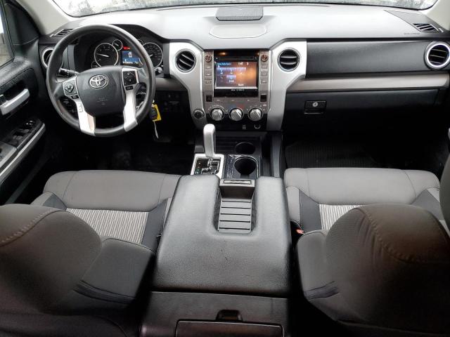 5TFUY5F14HX601082 - 2017 TOYOTA TUNDRA DOUBLE CAB SR/SR5 WHITE photo 8