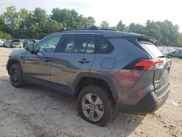 2T3P1RFVXRC402119 - 2024 TOYOTA RAV4 XLE GRAY photo 2