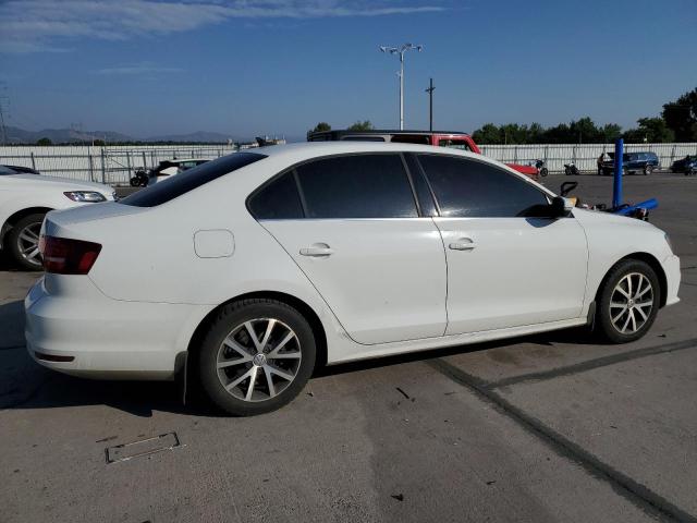 3VWDB7AJ4HM384429 - 2017 VOLKSWAGEN JETTA SE WHITE photo 3