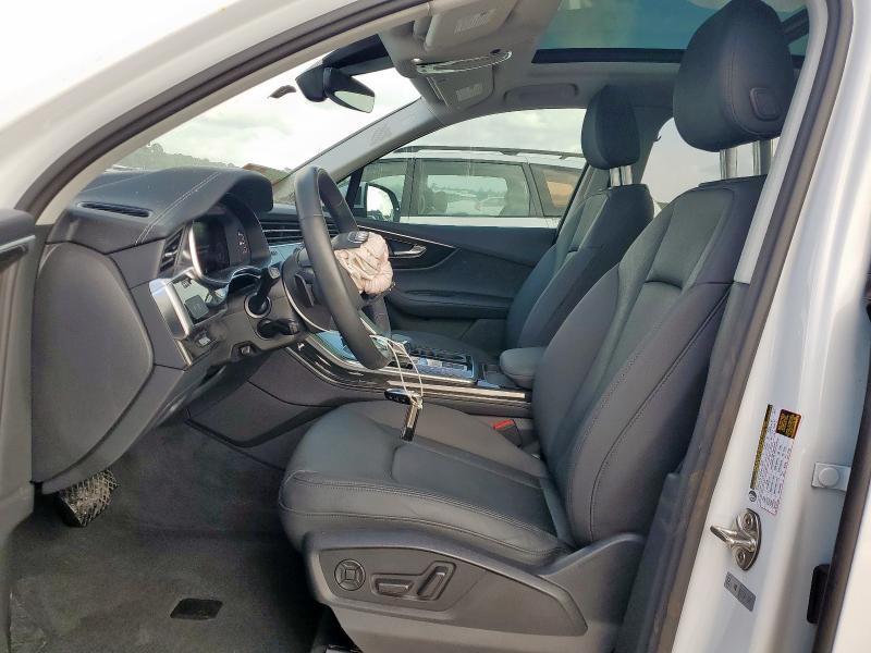 WA1LCBF74PD020088 - 2023 AUDI Q7 PREMIUM PLUS Weiß Foto 7