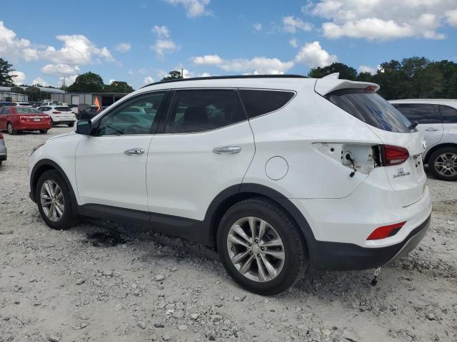 5NMZU4LA8JH079815 - 2018 HYUNDAI SANTA FE S WHITE photo 2