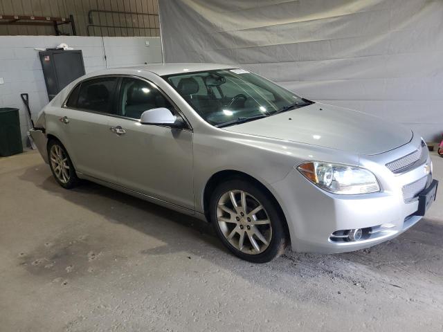 1G1ZE5E14BF381500 - 2011 CHEVROLET MALIBU LTZ 银色 照片 4