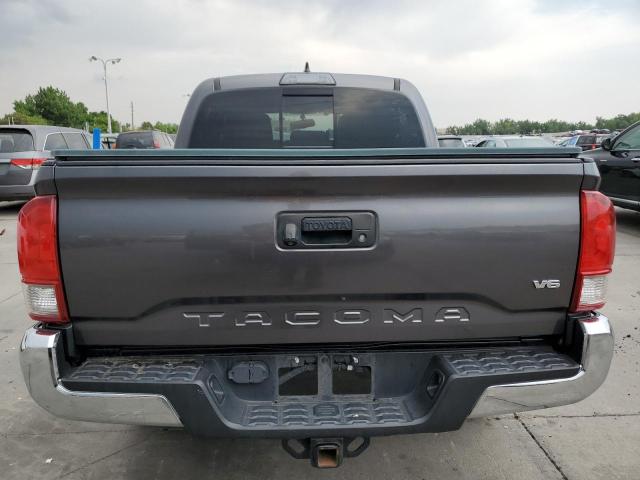 5TFCZ5AN7HX093502 - 2017 TOYOTA TACOMA DOUBLE CAB 灰色 照片 6