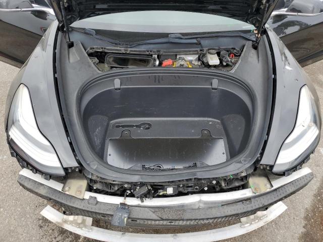 5YJ3E1EA2JF171499 - 2018 TESLA MODEL 3 შავი ფოტო 11