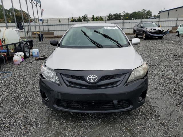 2T1BU4EE6BC663767 - 2021 TOYOTA COROLLA BASE ვერცხლისფერი ფოტო 5