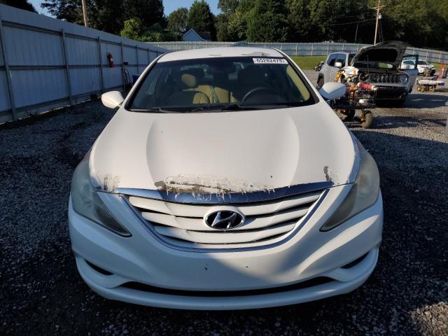 5NPEB4AC0BH150681 - 2011 HYUNDAI SONATA GLS WHITE photo 5