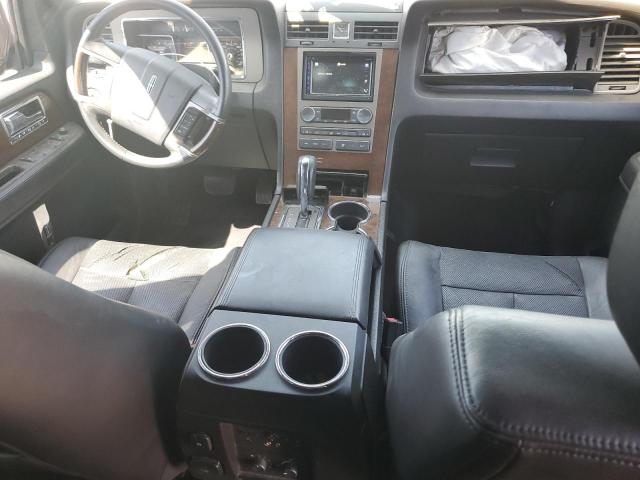 5LMJJ2H54EEL06117 - 2014 LINCOLN NAVIGATOR შავი ფოტო 8