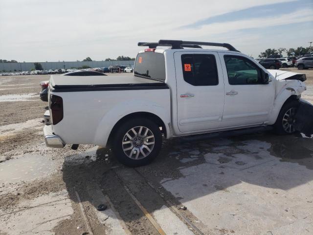 1N6AD0ER1BC431588 - 2011 NISSAN FRONTIER S WHITE photo 3