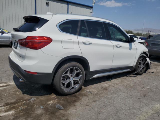 WBXHU7C5XK3H44896 - 2019 BMW X1 SDRIVE28I WHITE photo 3