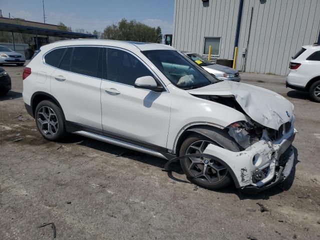 WBXHU7C5XK3H44896 - 2019 BMW X1 SDRIVE28I WHITE photo 4