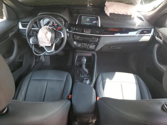 WBXHU7C5XK3H44896 - 2019 BMW X1 SDRIVE28I WHITE photo 8