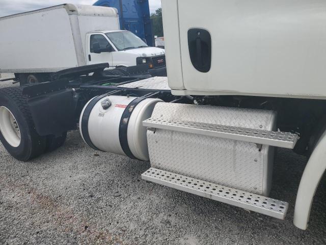 3AKBGADV0HSJH7862 - 2017 FREIGHTLINER CASCADIA 1 WHITE photo 9