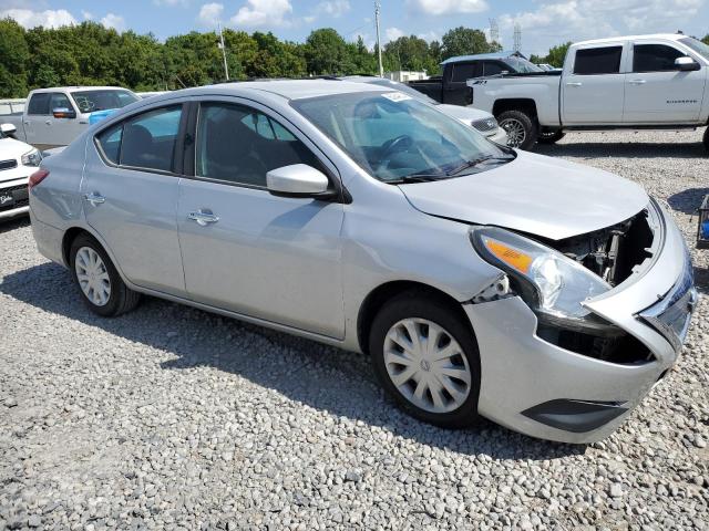3N1CN7APXKL849466 - 2019 NISSAN VERSA S Gümüş fotoğraf 4