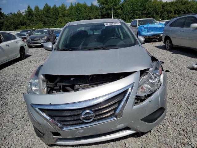3N1CN7APXKL849466 - 2019 NISSAN VERSA S Gümüş fotoğraf 5