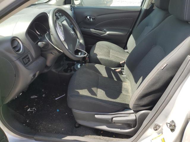 3N1CN7APXKL849466 - 2019 NISSAN VERSA S Gümüş fotoğraf 7