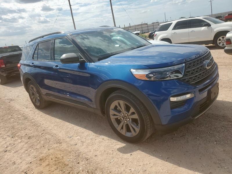 1FMSK7DH7MGB79027 - 2021 FORD EXPLORER XLT BLUE photo 4