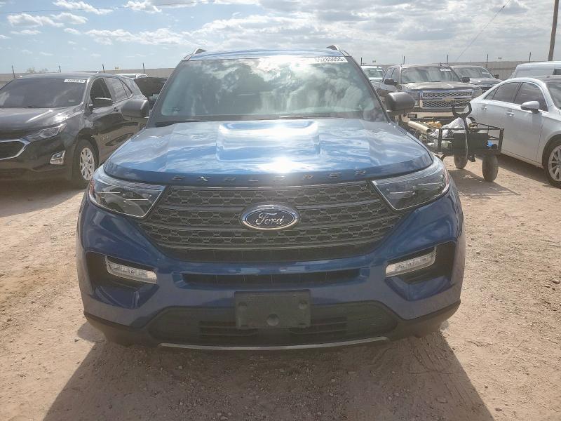 1FMSK7DH7MGB79027 - 2021 FORD EXPLORER XLT BLUE photo 5