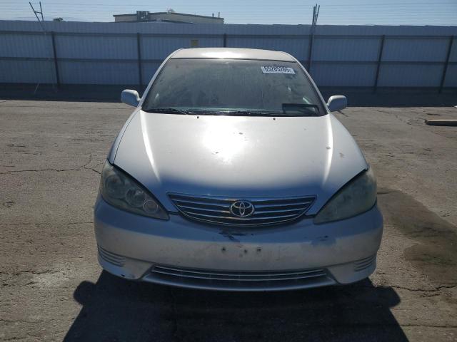 4T1BE32K35U099130 - 2005 TOYOTA CAMRY LE SILVER photo 5
