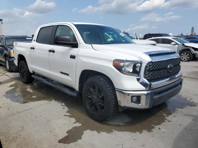 5TFEY5F11MX289284 - 2021 TOYOTA TUNDRA CREWMAX SR5 WHITE photo 4