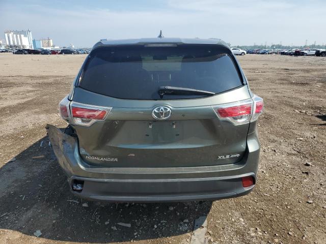 5TDJKRFH1GS351765 - 2016 TOYOTA HIGHLANDER XLE GREEN photo 6