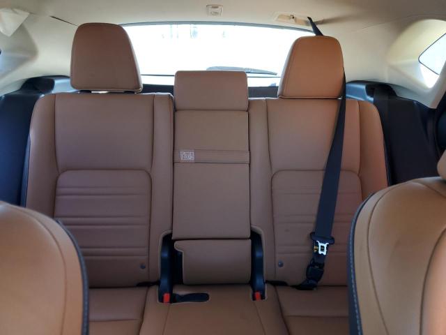 JTJYARBZ0K2152395 - 2019 LEXUS NX 300 BASE 白色 照片 10