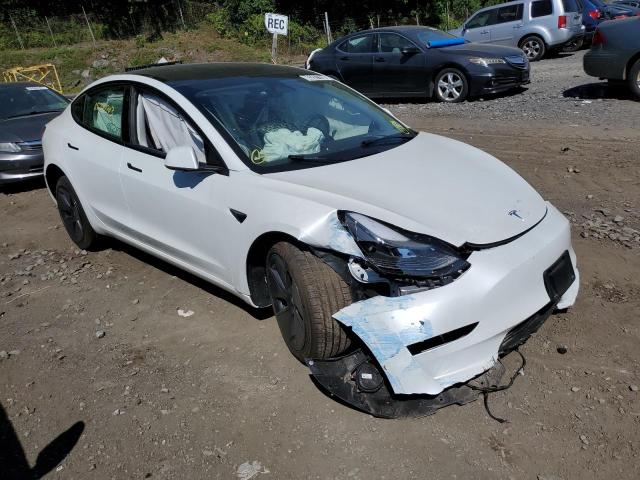 5YJ3E1EA3PF554781 - 2023 TESLA MODEL 3 WHITE photo 4