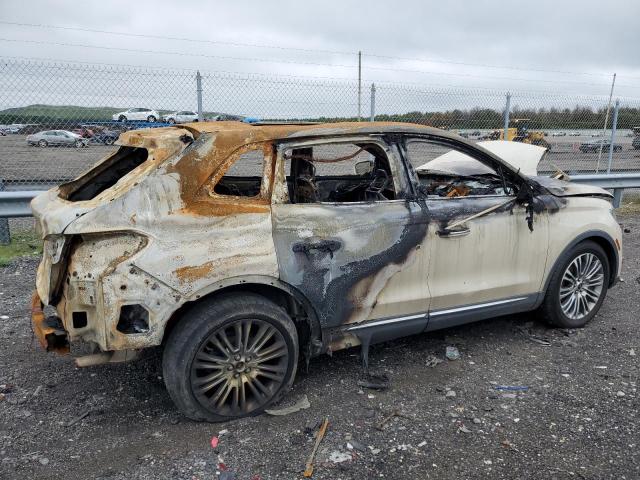 2LMPJ8LR0JBL19287 - 2018 LINCOLN MKX RESERVE Бежевый фото 3