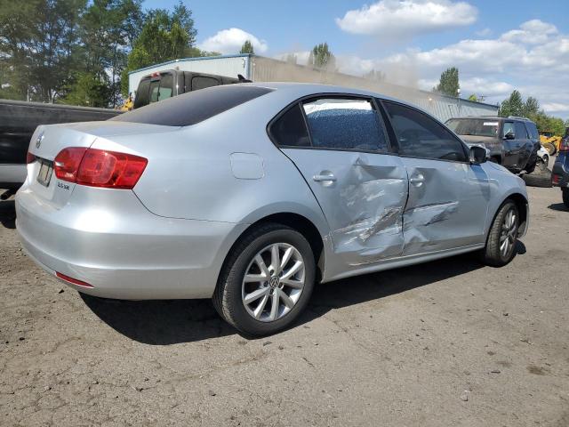 3VWDZ7AJ7BM386033 - 2011 VOLKSWAGEN JETTA SE 银色 照片 3