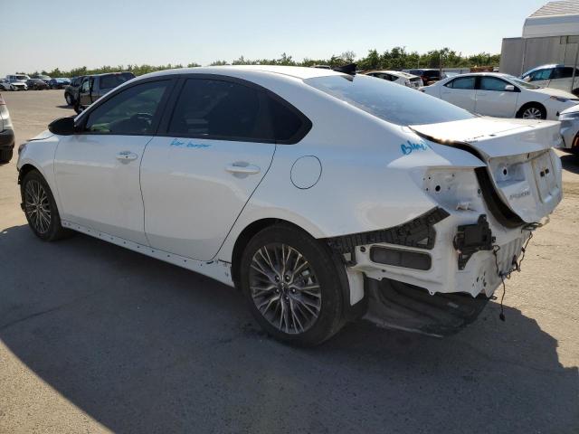 3KPF54AD1PE597763 - 2023 KIA FORTE GT LINE WHITE photo 2