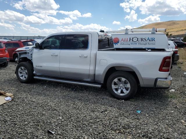 1C6SRFJTXNN109870 - 2022 RAM 1500 LARAMIE WHITE photo 2