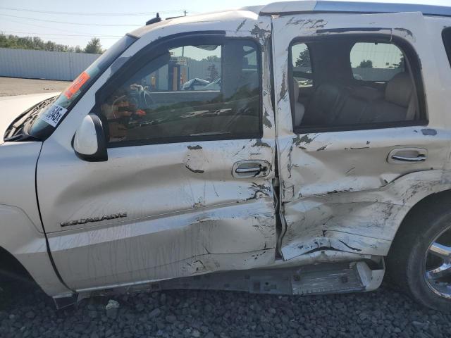 1GYEC63T44R158651 - 2004 CADILLAC ESCALADE LUXURY Biały zdjęcie 7