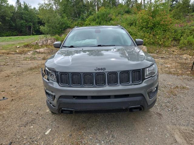 3C4NJDAB3MT548450 - 2021 JEEP COMPASS SPORT 灰色 照片 5