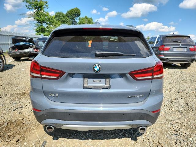 WBXJG9C05L5R86457 - 2020 BMW X1 XDRIVE28I GRAY photo 6