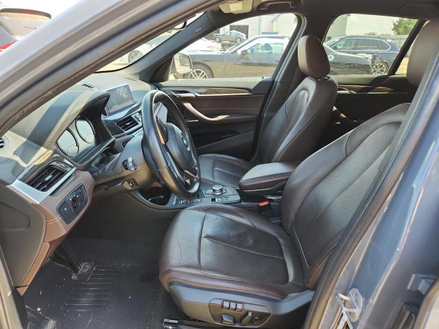 WBXJG9C05L5R86457 - 2020 BMW X1 XDRIVE28I GRAY photo 7