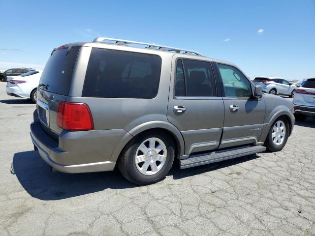 5LMFU28R74LJ09484 - 2004 LINCOLN NAVIGATOR SILVER photo 3