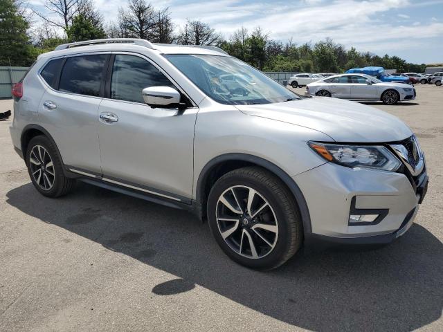 JN8AT2MV1JW341701 - 2018 NISSAN ROGUE S 银色 照片 4