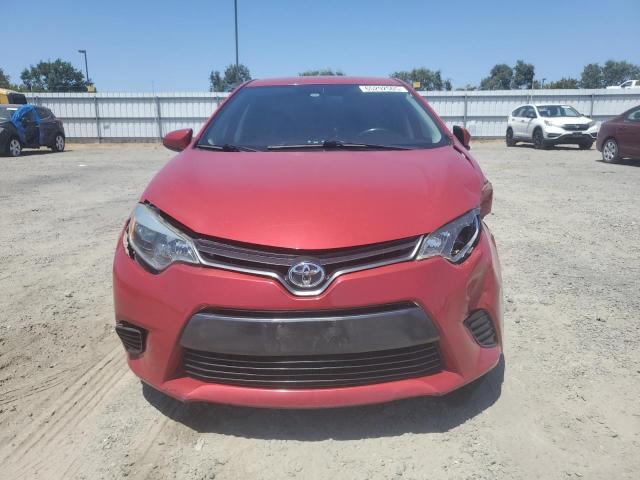 2T1BURHE2FC361388 - 2015 TOYOTA COROLLA L RED photo 5