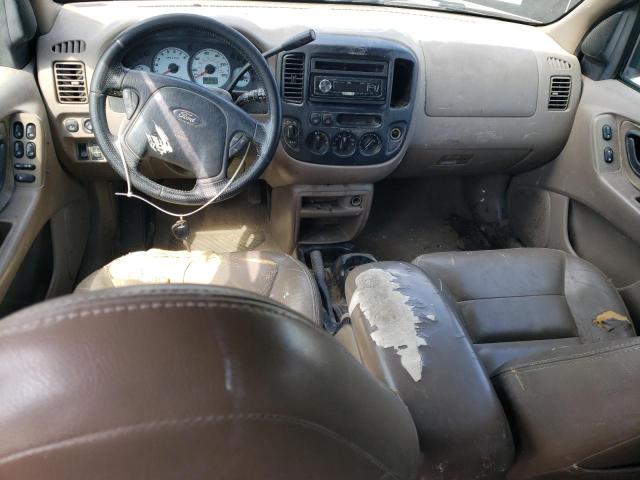 1FMCU04121KA92590 - 2001 FORD ESCAPE XLT GOLD photo 8