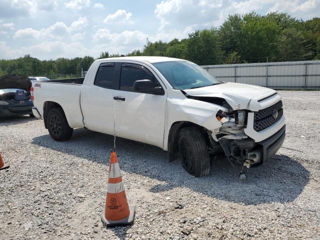 5TFRY5F16LX264963 - 2020 TOYOTA TUNDRA DOUBLE CAB SR/SR5 WHITE photo 4
