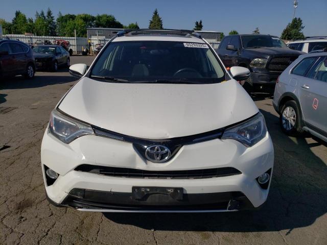 JTMRFREV4GJ069373 - 2016 TOYOTA RAV4 XLE 白色 照片 5