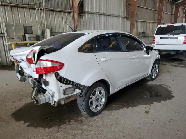 3FADP4BJ2GM133270 - 2016 FORD FIESTA SE WHITE photo 3