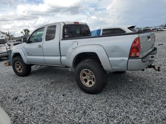 5TETU62N56Z166228 - 2006 TOYOTA TACOMA PRERUNNER ACCESS CAB SILVER photo 2
