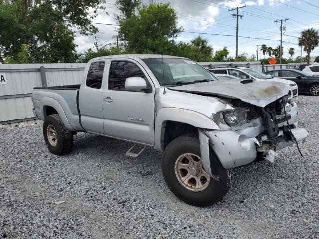 5TETU62N56Z166228 - 2006 TOYOTA TACOMA PRERUNNER ACCESS CAB SILVER photo 4