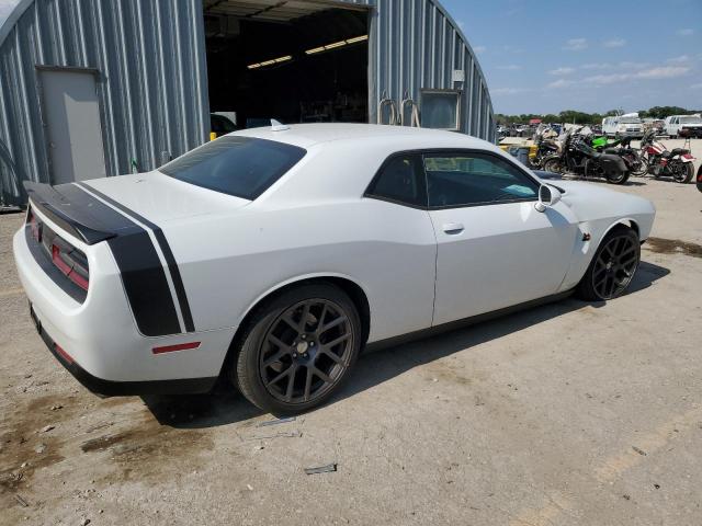 2C3CDZFJXGH309698 - 2016 DODGE CHALLENGER R/T SCAT PACK WHITE photo 3