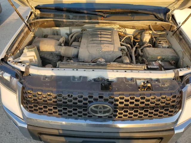 5TFUW5F17JX739274 - 2018 TOYOTA TUNDRA DOUBLE CAB SR/SR5 WHITE photo 11